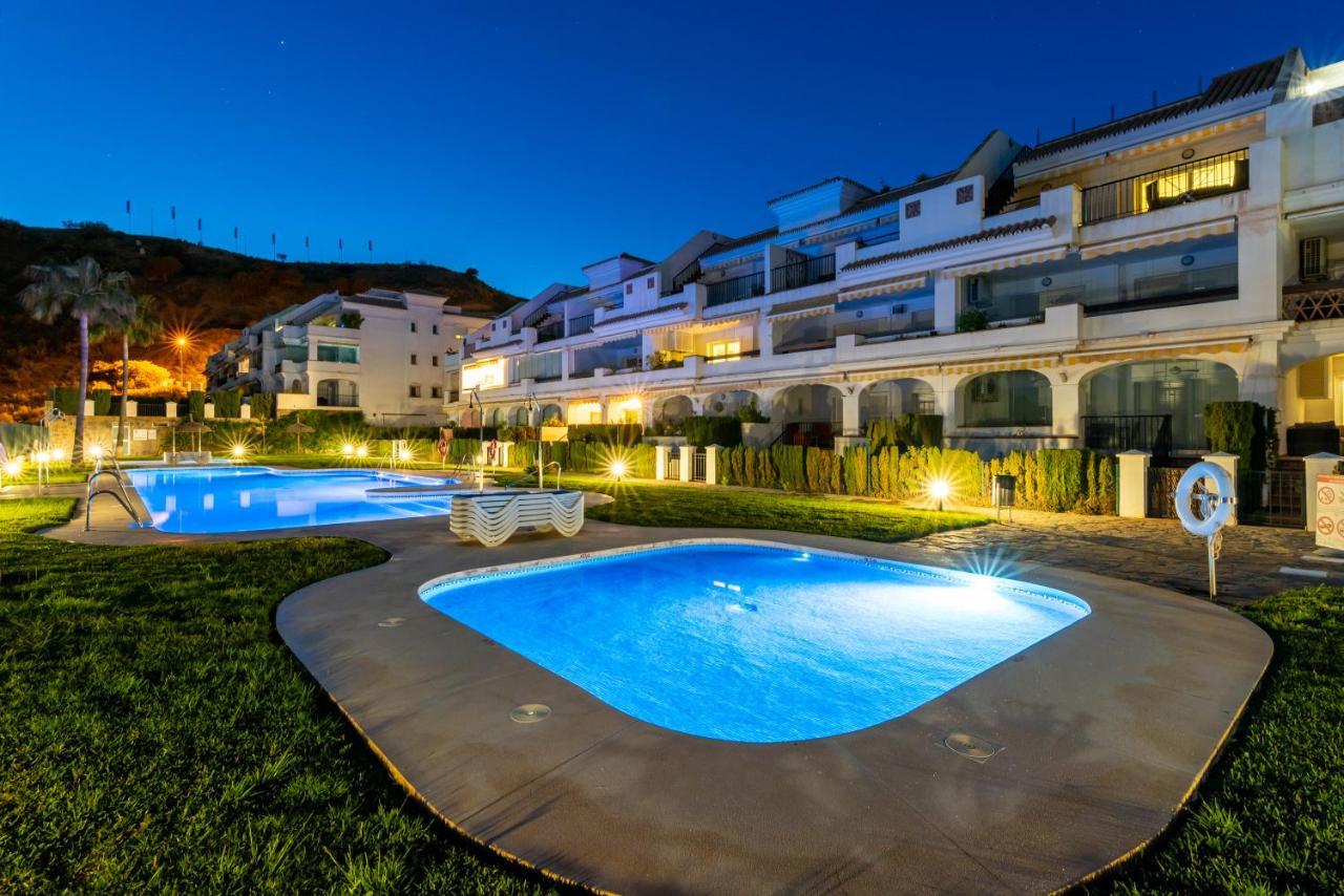 Neptuno Malaga Apartamento De Lujo Ринкон-де-ла-Викториа Экстерьер фото