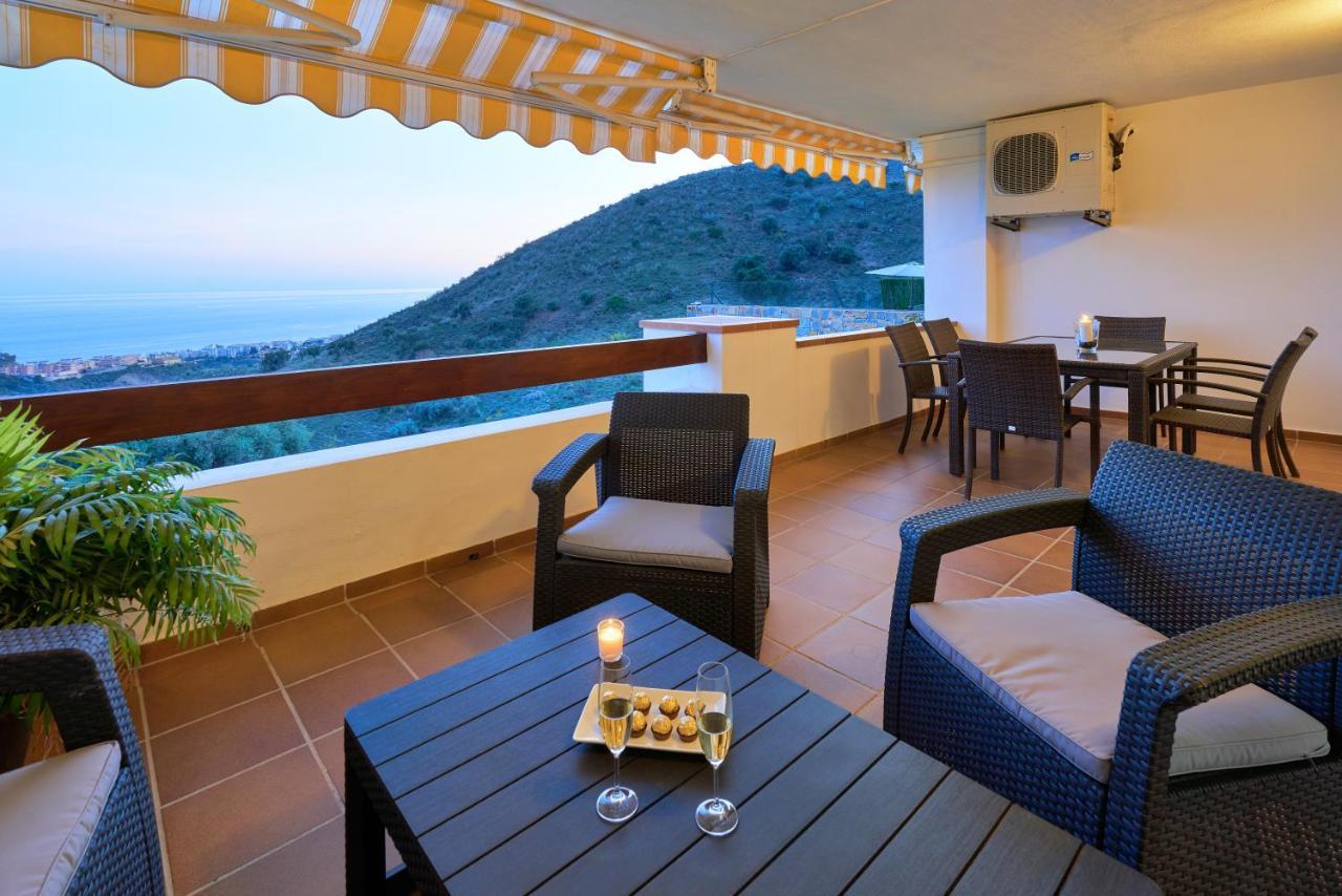 Neptuno Malaga Apartamento De Lujo Ринкон-де-ла-Викториа Экстерьер фото