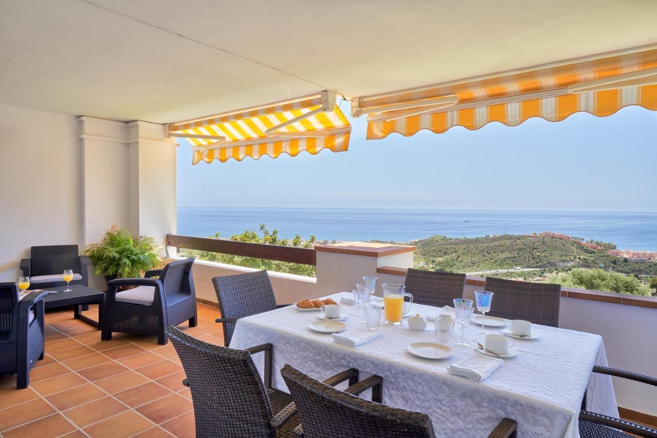 Neptuno Malaga Apartamento De Lujo Ринкон-де-ла-Викториа Экстерьер фото